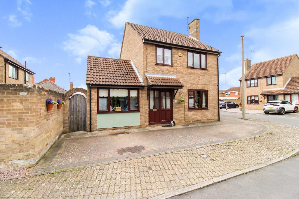 Carrington close, Spalding, Lincolnshire, PE11 1LZ