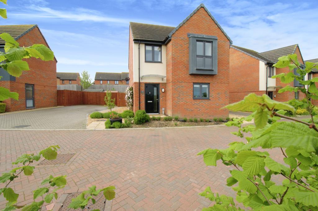 Glover Drive, Gunthorpe, Peterborough, Cambridgeshire, PE4 7DB