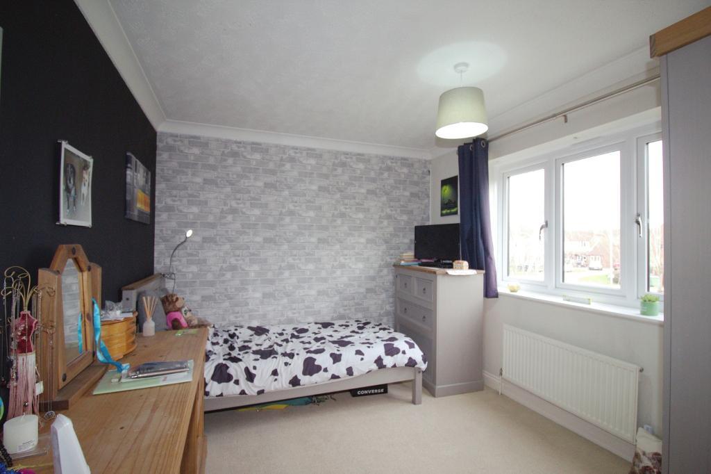 4 Bedroom Detached House For Sale in Aquila Way, Langtoft, Peterborough